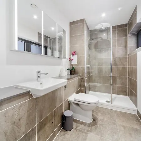 Executive Apartments In Bermondsey Free Wifi & Aircon By City Stay Aparts London Exterior photo