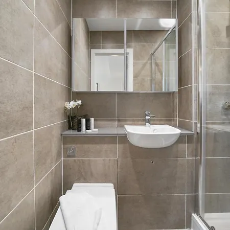Executive Apartments In Bermondsey Free Wifi & Aircon By City Stay Aparts London Exterior photo