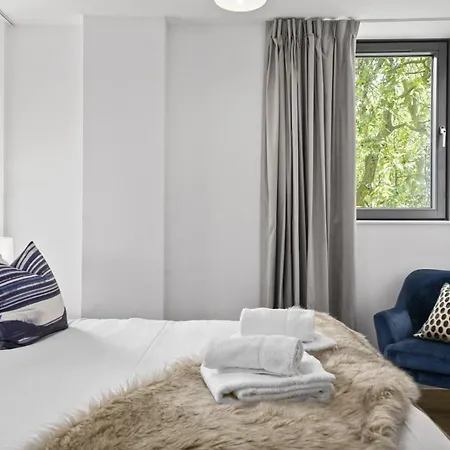 Executive Apartments In Bermondsey Free Wifi & Aircon By City Stay Aparts London Exterior photo
