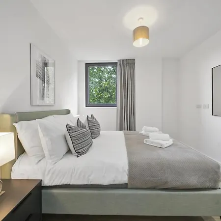 Executive Apartments In Bermondsey Free Wifi & Aircon By City Stay Aparts London Exterior photo