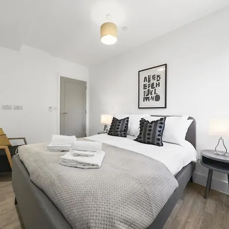Executive Apartments In Bermondsey Free Wifi & Aircon By City Stay Aparts London Exterior photo