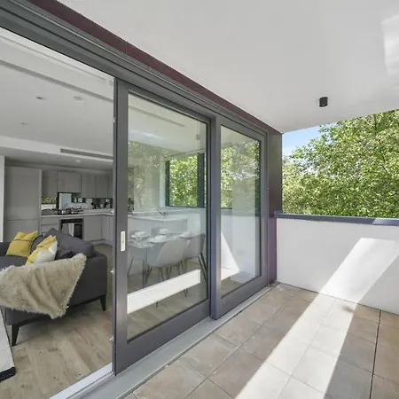 Executive Apartments In Bermondsey Free Wifi & Aircon By City Stay Aparts London Exterior photo
