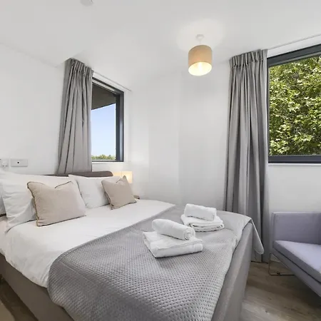 Executive Apartments In Bermondsey Free Wifi & Aircon By City Stay Aparts London Exterior photo