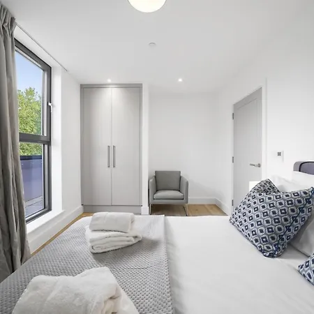 Executive Apartments In Bermondsey Free Wifi & Aircon By City Stay Aparts London Exterior photo