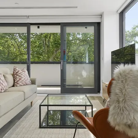 Executive Apartments In Bermondsey Free Wifi & Aircon By City Stay Aparts London Exterior photo