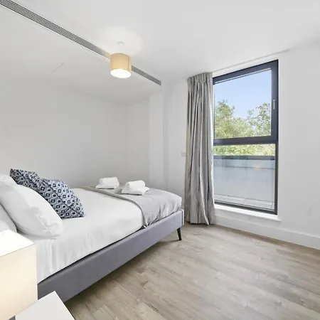 Executive Apartments In Bermondsey Free Wifi & Aircon By City Stay Aparts London Exterior photo